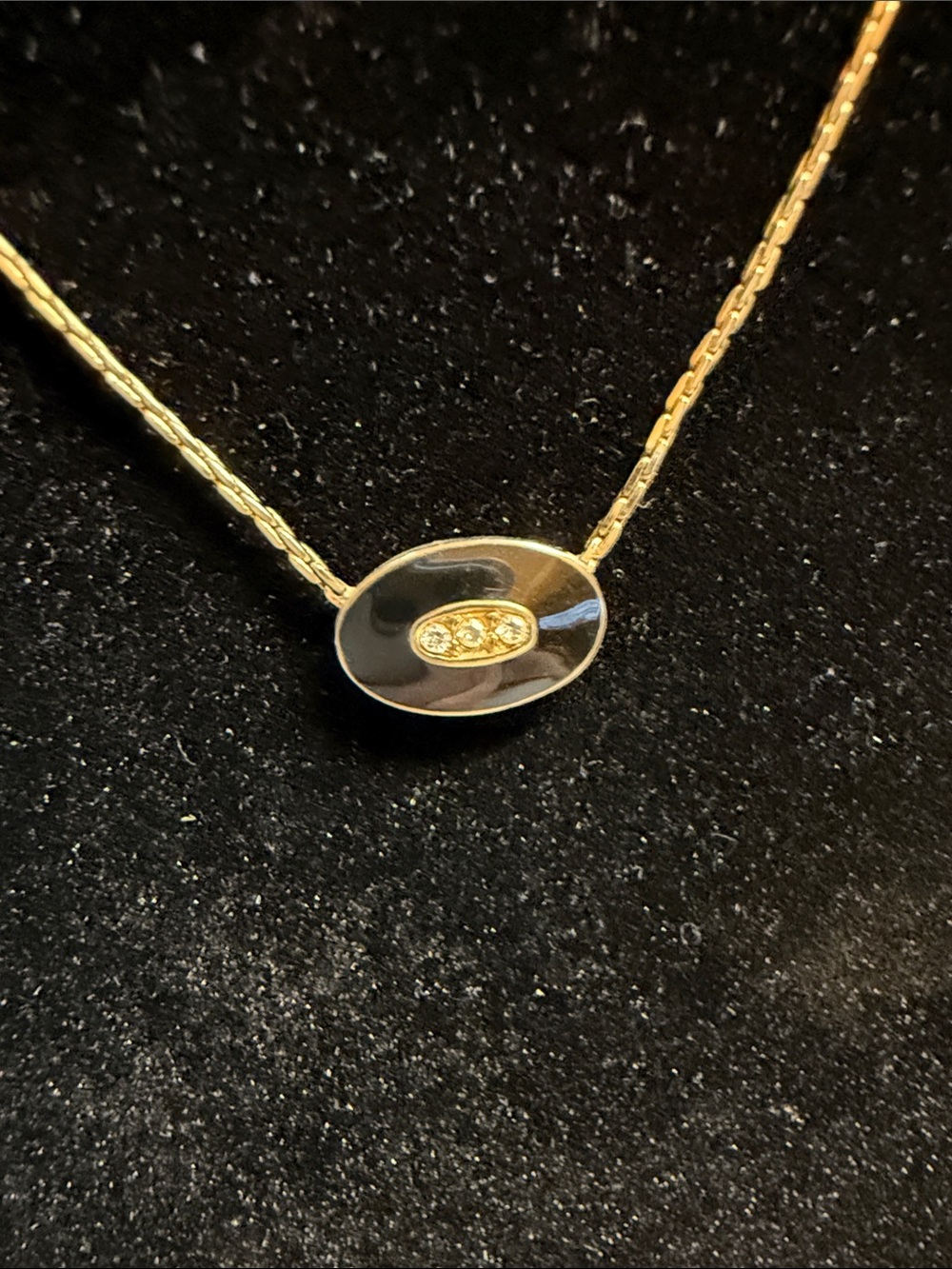 Park Lane Gold Oval Pendant Necklace with Crystal Trio